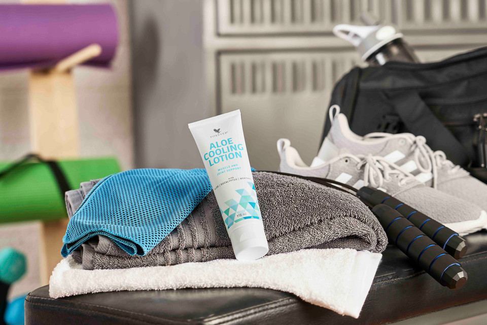 Aloe-Cooling-Lotion_00564_e2_1400x933