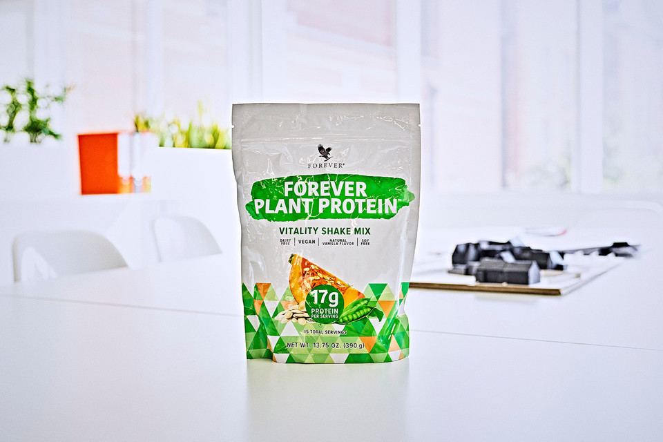 Forever-Plant-Protein-tm-_00656_e3_1400x933